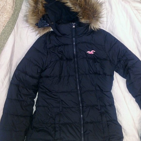 Hollister Puffy Coat - Picture 1 of 6